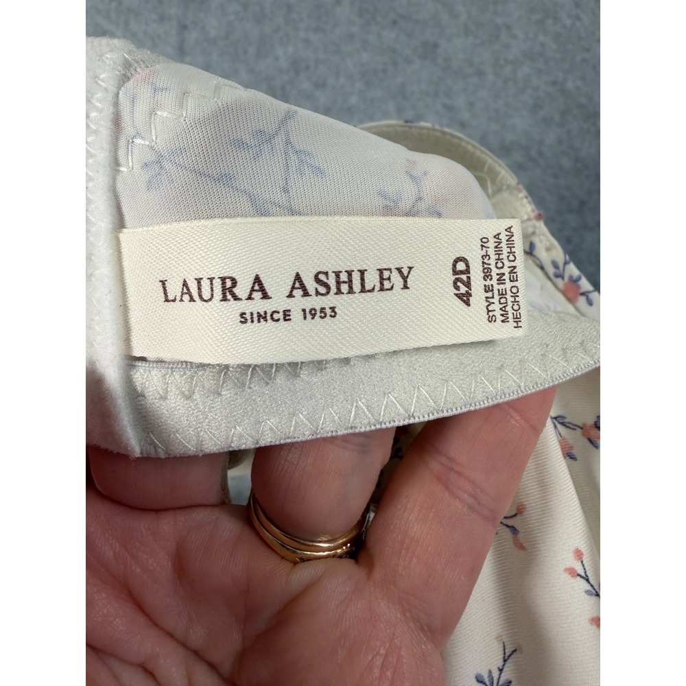 Laura Ashley Full Coverage Bra Padded Straps Size 42D Flowers Romantic SKU 239 - Picture 2 of 6